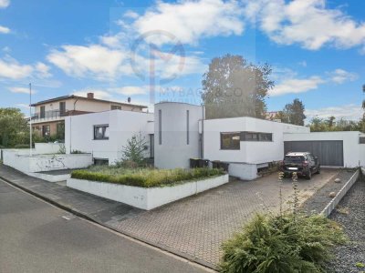 Großzügiger Bungalow in Kreuzau-Üdingen: 6 Zimmer, Garten & Doppelgarage!