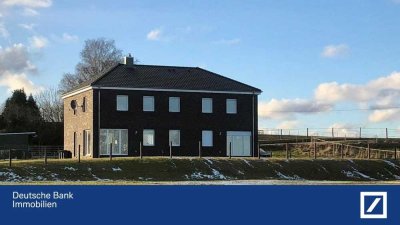 Traumhaus mit Optionen - Baugrundstück + Weideland + Scheune / Stallungen