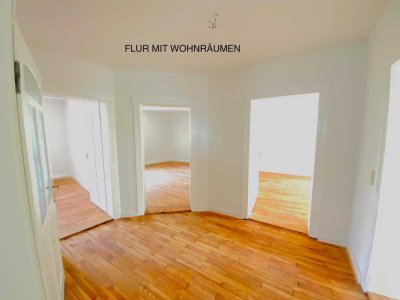 Stadtnahe, neu renovierte 3,5-Zimmer-Altbauwohnung in Ingolstadt