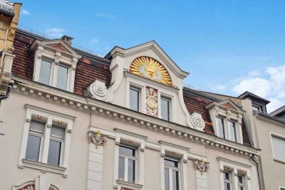 Perfekt geschnittene 2-Zimmer-Altbauwohnung mit Balkon und Tageslicht-Badezimmer im Sonnenhaus