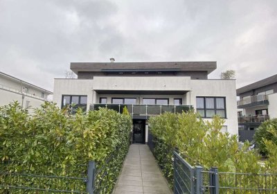 PURE - Hochwertige 4 Zimmer Wohnung mit Aufzug, TG, Einbauküche, 2 Balkone, befristet bis Sep 26