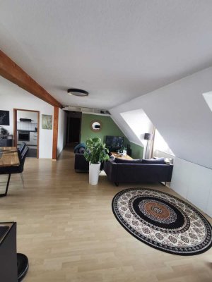 Attraktive 3-Zimmer-Dachgeschosswohnung mit Ost-Loggia in Groß-Gerau Innenstadt