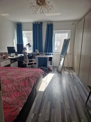 Helle 2,5-Zimmer Wohnung im 1. OG in Bonn-Duisdorf