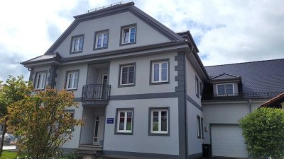 Attraktive 4-Zimmer-Wohnung mit Garten in Aiglsbach