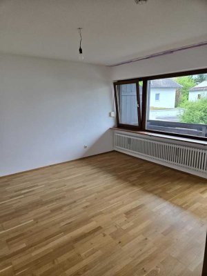 Ruhig gelegene 2 Zimmerwohnung Nähe Mömax