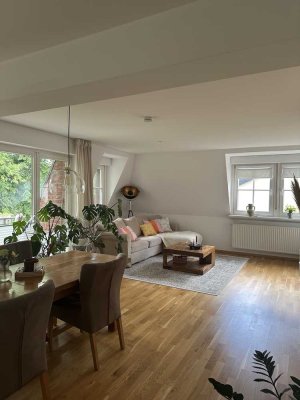 Helle und großzügige 3-Zimmer-Wohnung mit drei Balkonen und Einbauküche in Emsdetten