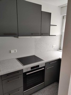 Suche Nachmieter für  1,5-Zimmer-Wohnung mit Einbauküche in Stuttgart Münster