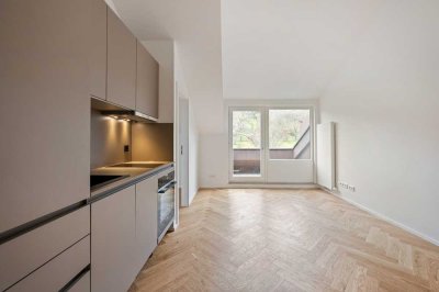 Kernsanierte 2-Zimmer-Wohnung mit EBK und Balkon in Stuttgart Kaltental