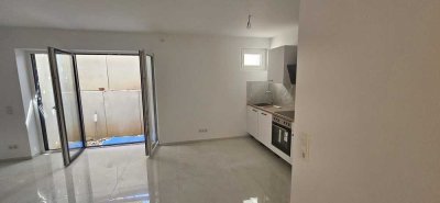 Neubau 2-Zimmer-Whg im Erstbezug – kleine Terrasse und Einbauküche