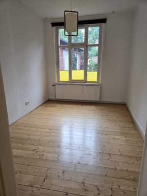 Attraktive 4-Zimmer-Erdgeschosswohnung mit Loggia und Gartennutzung – 140 m²
