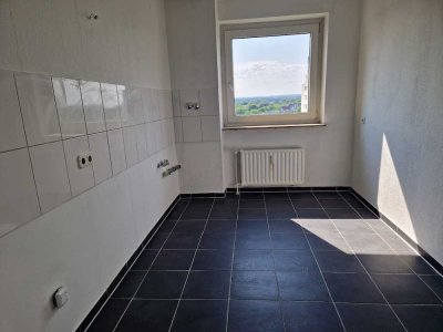 Einzug nach Renovierung! 2-Zimmer-Wohnung in Köln Ostheim
