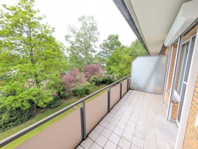 PROVISIONSFREI | Erstbezug nach Sanierung: Lichtdurchflutete 3-Zimmer-Wohnung mit 2 Balkonen &  TG