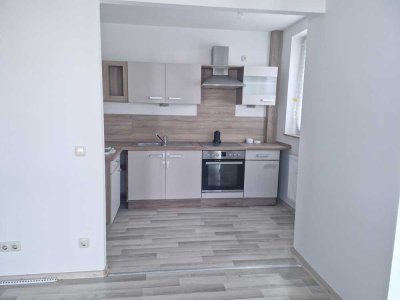 1,5-Zimmer Wohnung im EG mit Garten in Altglienicke (Treptow)