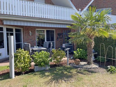 Kurze Wege  in Hooksiel:  110 m² große, gut geschnittene Erdgeschosswohnung in tadellosem Zustand!