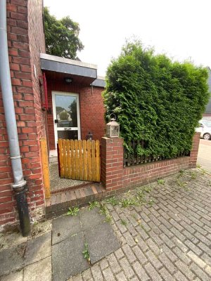 3-Zimmer-Erdgeschosswohnung mit eigenem Eingang und  Garten zu vermieten