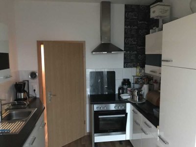 gemütliche 3-Raumwohnung mit Einbauküche - ruhig!