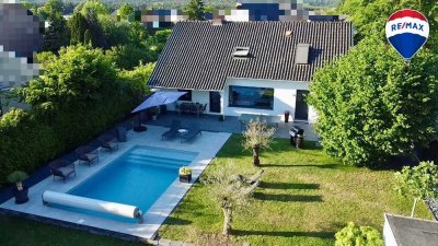 Einfamilienhaus mit Flair – Beheizter Pool & großer Garten nahe Bielefelds Flugplatz Senne