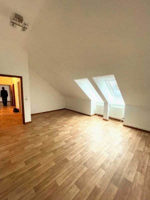 Helles Dachgeschoß in Eimsbüttel