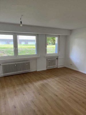 Für Kapitalanleger: Helle Souterrainwohnung in Ratingen-Lintorf - Flughafennah!