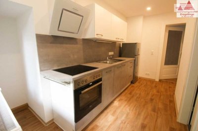 2-Raum-Wohnung mit Balkon und Einbauküche in ruhiger Lage von Aue