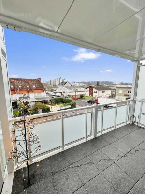 Modernisierte 4-Zimmer-Wohnung in Erlensee: Komplett ausgestattet, mit Balkon, Einbauküche