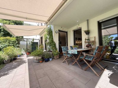Jung – Hochwertig – Sonnig mit Gartenoase! Vierzimmerwohnung! Tiefgaragenplatz! Köln-Marienburg!