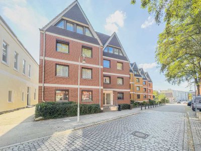 Penthouse-Gelegenheit in Blumenthal – großzügiges Wohnen mit Weserblick, Balkon, Fahrstuhl & Garage