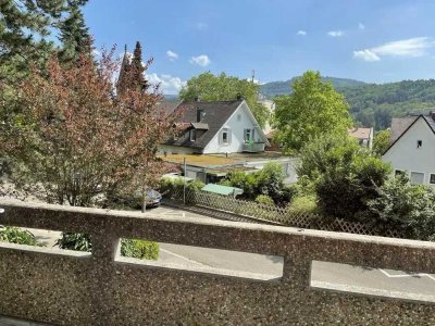 Attraktive 4,5-Zimmer Wohnung mit Balkon in Baden-Baden Weststadt