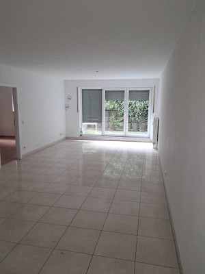 2-Zimmer-Souterrainwohnung in Köln POrz