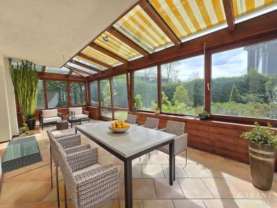 Vielseitiges Familienhaus mit Wintergarten, Bergblick & Gewerbeoption in Bestlage von Bad Aibling