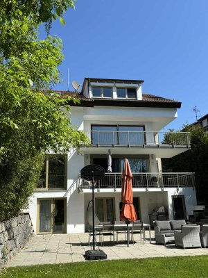 Schickes, stilvoll renoviertes 3-Familienhaus in bester Lage von Stuttgart-Riedenberg