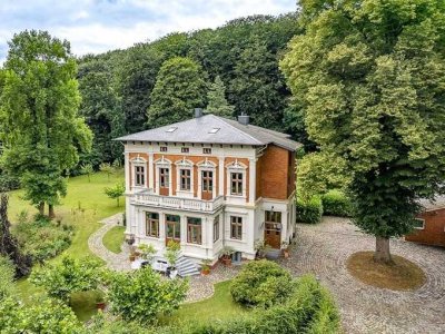 Historisches Juwel auf traumhaften Grundstück