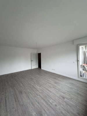 Frisch sanierte 2-Zimmer-Wohnung mit Balkon in Krefeld