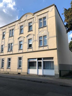 **In Sanierung** 6-Zimmer Wohnung auf 125,00m² in Lirich-Süd zu vermieten!