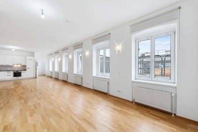 Loftartiges, lichtdurchflutetes Apartment in schönem Altbau