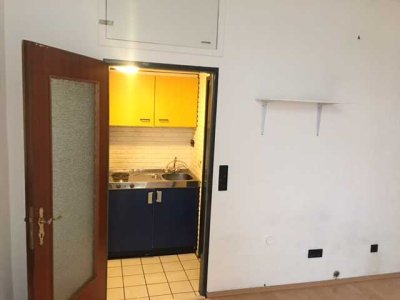 Ruhige Studenten  1-Zimmer-EG-Wohnung in Aachen