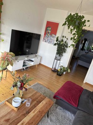 Nachmieter gesucht! 3 Zimmer Dachgeschoss Wohnung Zentral in  Krefeld