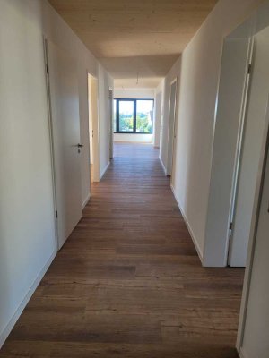 Helle & moderne 5-Zimmer-Wohnung in Ittenhausen