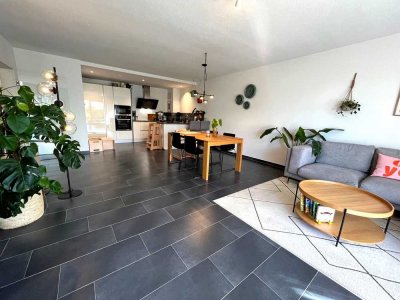 Moderne 3-Zimmer-Wohnung mit großem Garten und Tiefgaragenstellplatz in Roßtal