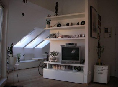 Stylische ca. 70m² Dachterrassenwohnung zu vermieten // Provisionsfrei