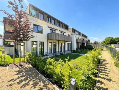 +++ LEERSTEHENDE hochwertige 3 Zimmerwohnung mit 2 Balkonen! +++
