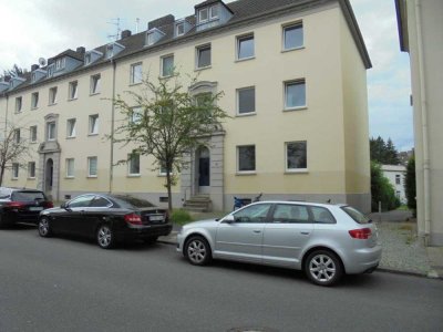 2-Zimmer-Wohnung mit Gartenparzelle und Balkon ab dem 01.08 zu vermieten