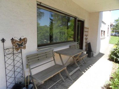 Sonnige, möblierte Einliegerwohnung mit Terrasse - ruhige & stadnahe Lage in Heidenheim / Brenz