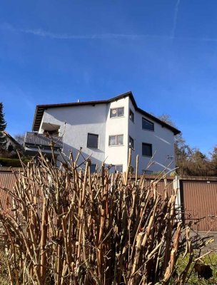 Interessante 3,5 Zi. ETW mit Blick ins Grüne