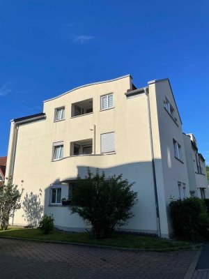 Gepflegte und helle 2,5-Zimmer-Wohnung mit Balkon und Stellplatz in Witten Stockum