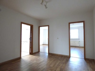 4 Zimmer direkt an der Mulde!