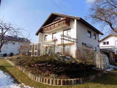 Wohnhaus mit Garten in ruhiger Lage