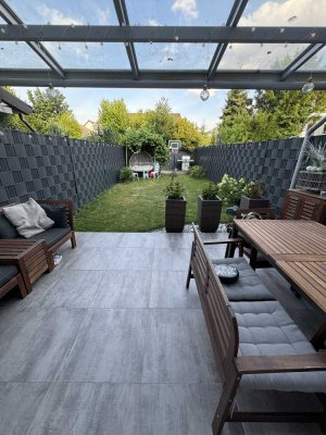 Schönes 5-Zimmer-Reihenhaus mit gehobener Innenausstattung in Leverkusen Rheindorf