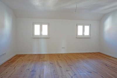 Wohnen im Schwarzwald - Moderne lichtdurchflutete 4 Zimmer Wohnung
