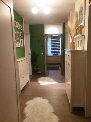 Gepflegte 3-Raum-Wohnung mit Balkon und Einbauküche in Karlsruhe-76187